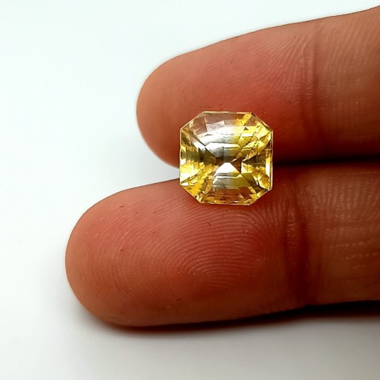 Yellow Sapphire (Pukhraj) 5.88 Ct Best Quality Yellow Sapphire (Pukhraj) 5.88 Ct Best Quality